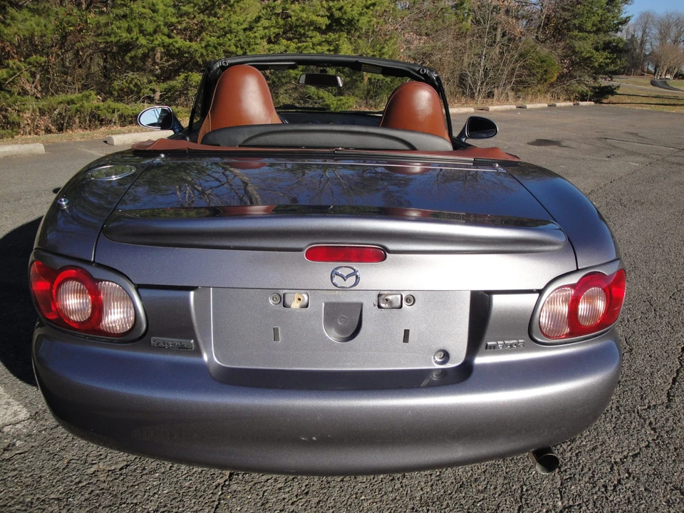 2002 Mazda NB MX-5 Miata - Image 15 of 31