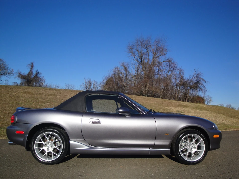 2002 Mazda NB MX-5 Miata - Image 25 of 31