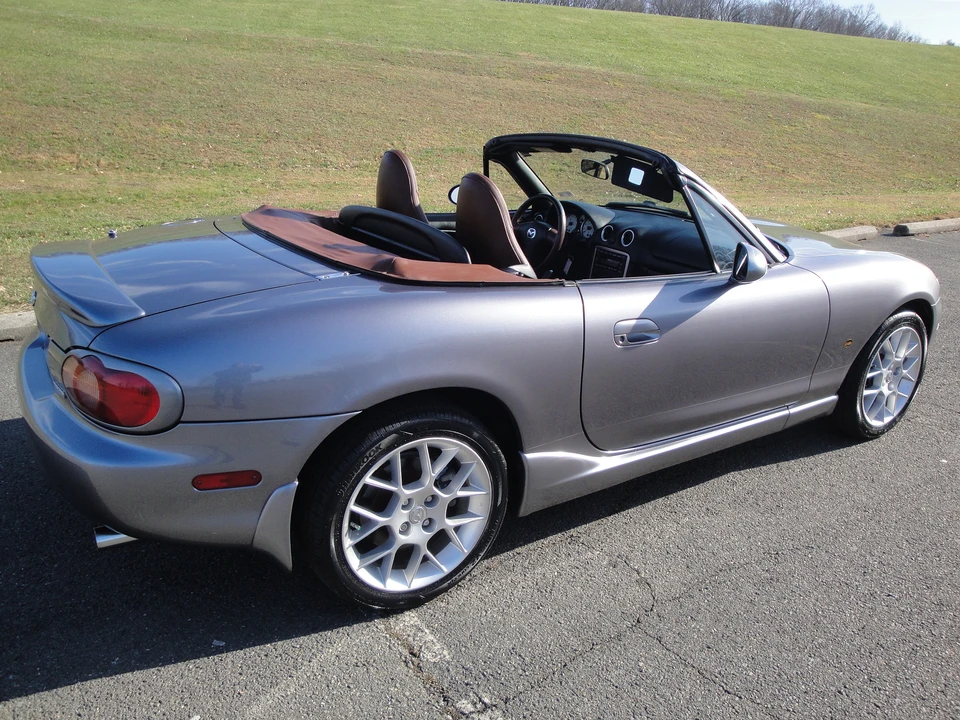 2002 Mazda NB MX-5 Miata - Image 16 of 31