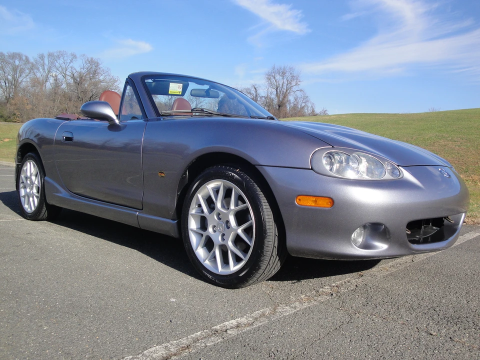 2002 Mazda NB MX-5 Miata - Image 19 of 31