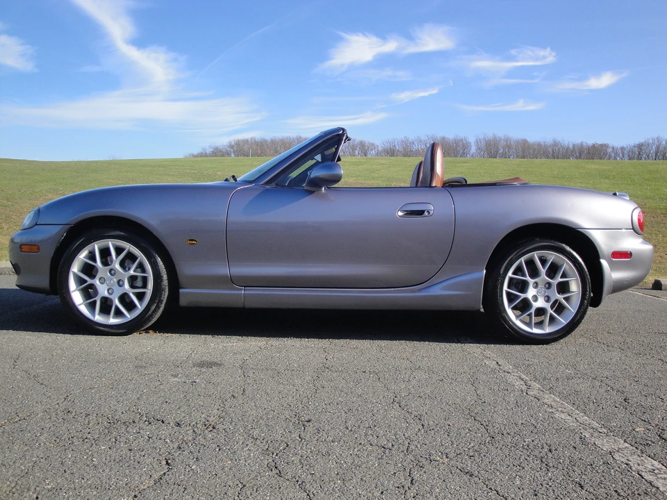2002 Mazda NB MX-5 Miata - Image 8 of 31