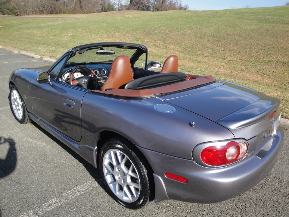 2002 Mazda NB MX-5 Miata - Image 13 of 31