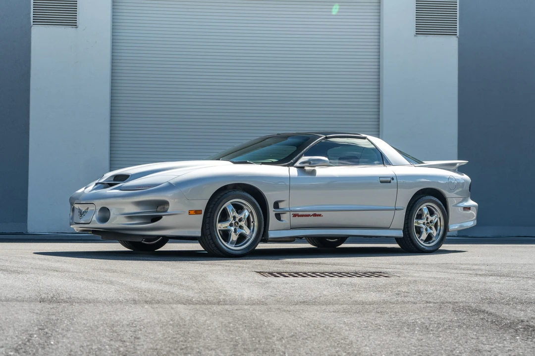 2002 Pontiac Firebird Trans Am 4th Gen - Image 16 of 31