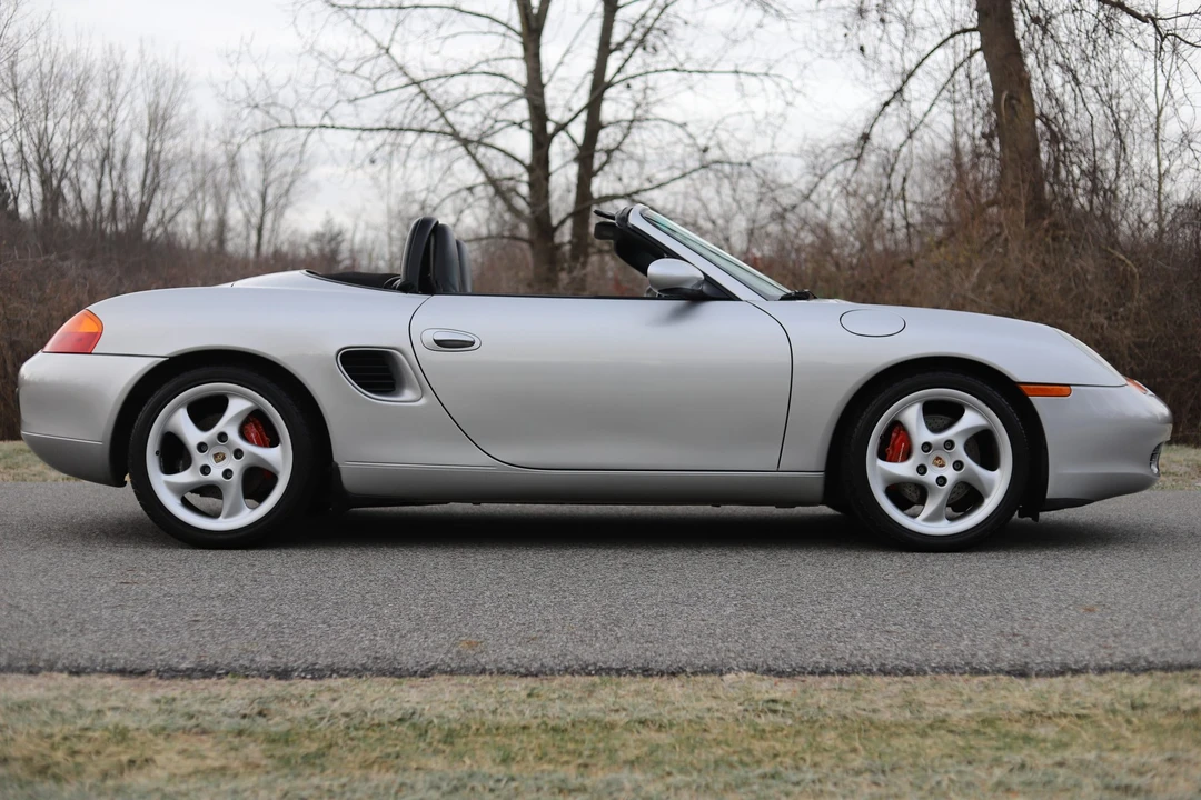 2002 Porsche 986 Boxster S - Image 23 of 31