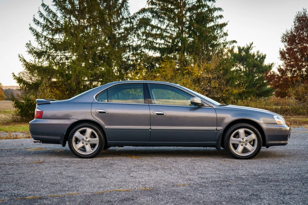 2003 Acura TL 2nd Gen - Image 13 of 31