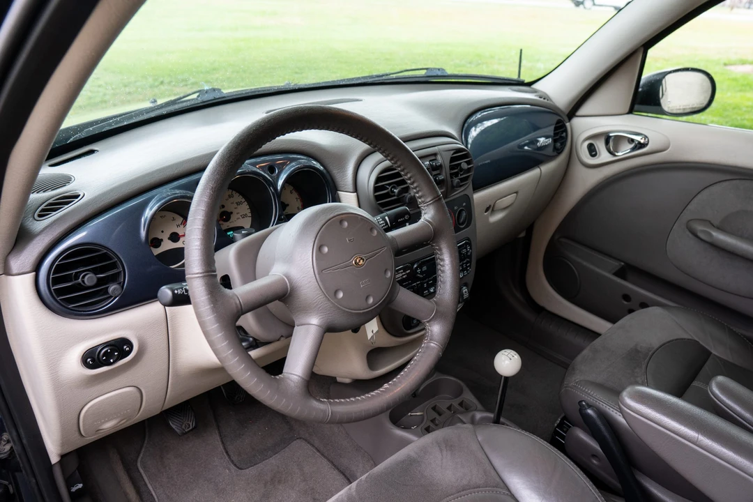 2003 Chrysler PT Cruiser - Image 29 of 31