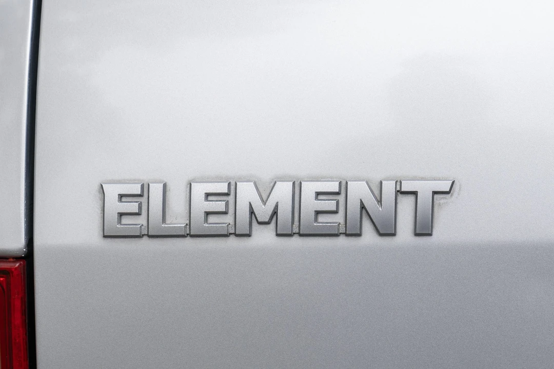 2003 Honda Element - Image 17 of 31