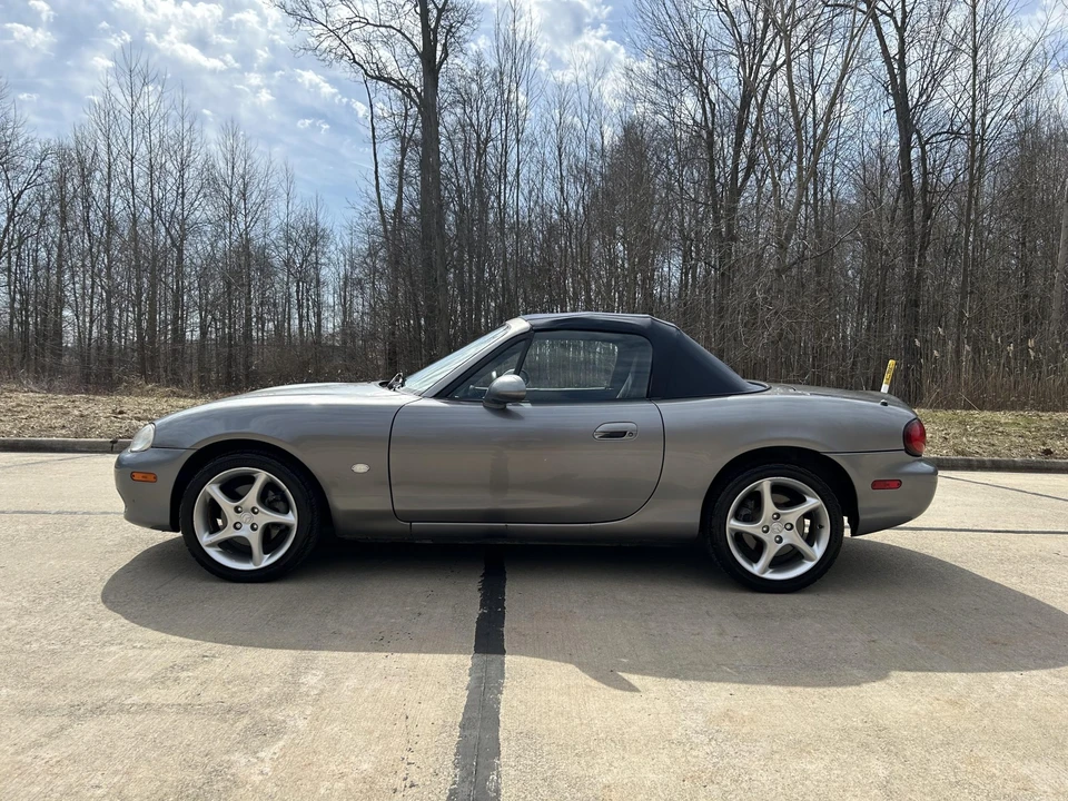 2003 Mazda NB MX-5 Miata - Image 13 of 31