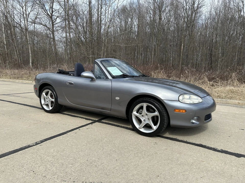 2003 Mazda NB MX-5 Miata - Image 2 of 31