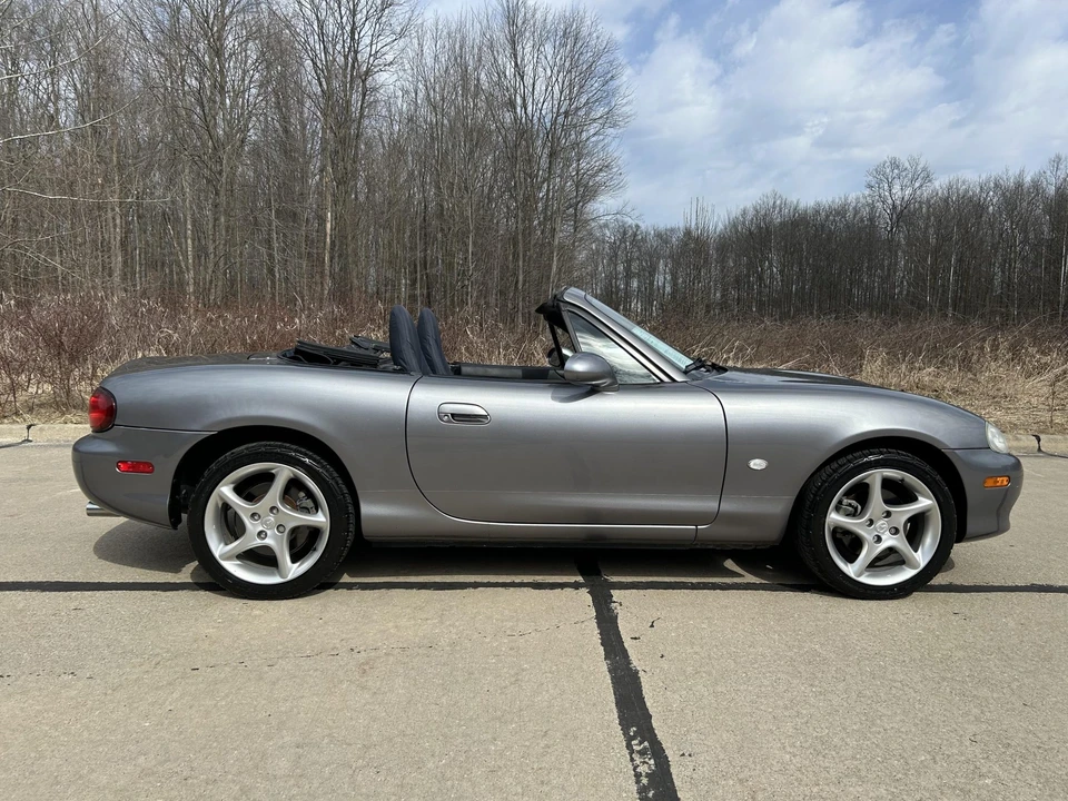 2003 Mazda NB MX-5 Miata - Image 9 of 31
