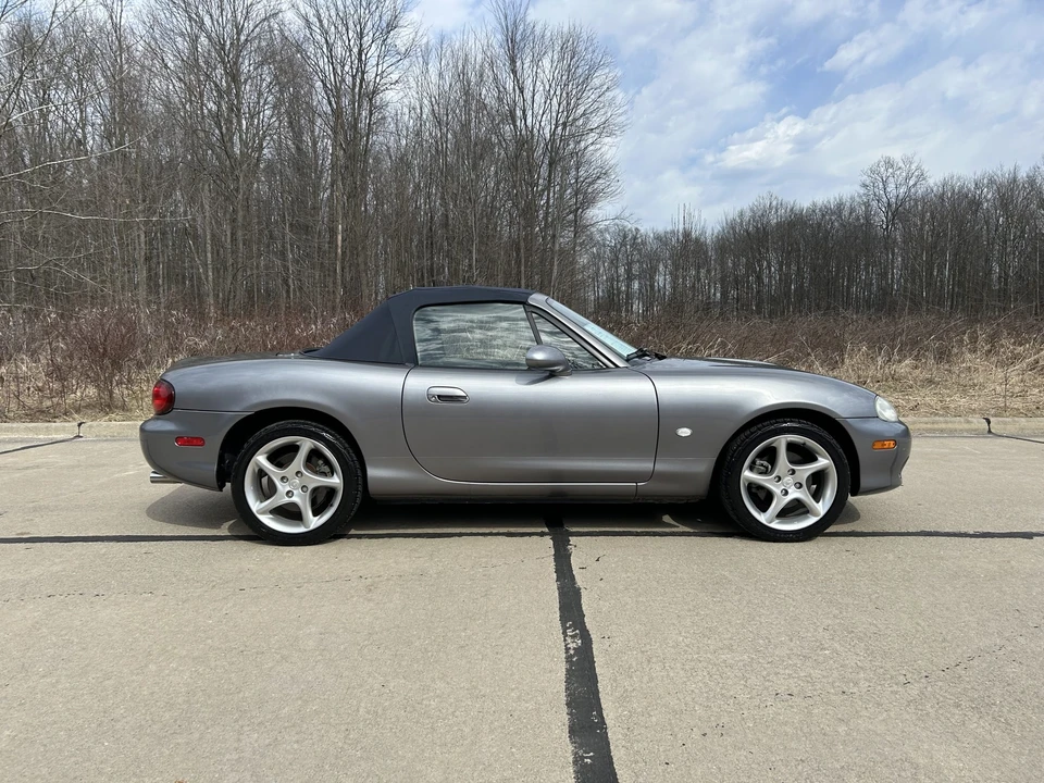 2003 Mazda NB MX-5 Miata - Image 16 of 31