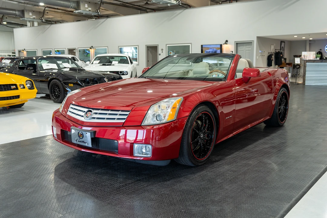 2004 Cadillac XLR - Image 3 of 31