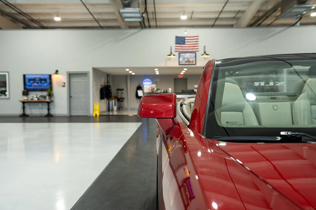 2004 Cadillac XLR - Image 21 of 31