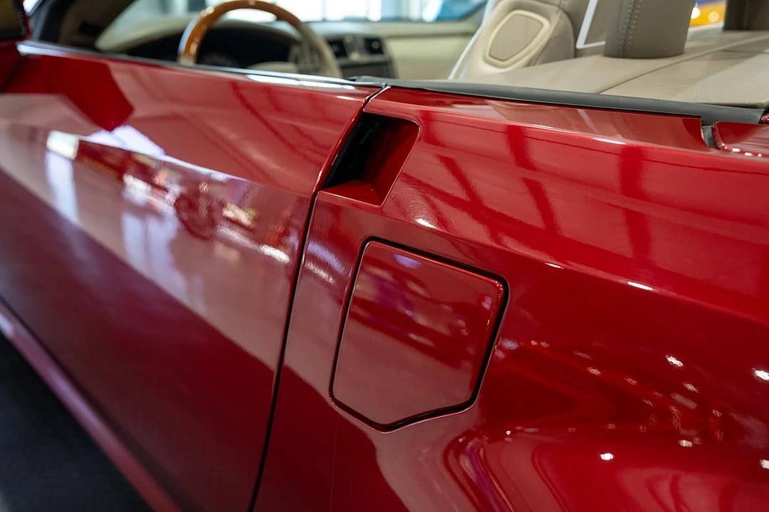 2004 Cadillac XLR - Image 22 of 31