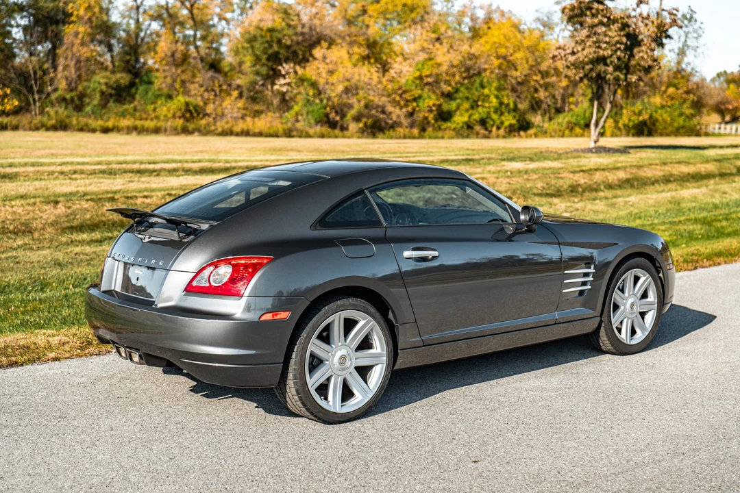 2004 Chrysler Crossfire - Image 18 of 31
