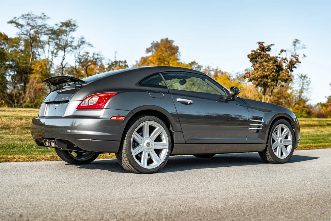 2004 Chrysler Crossfire - Image 16 of 31