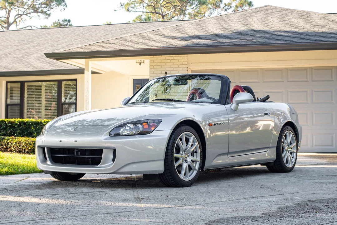 2004 Honda AP2 S2000 - Image 2 of 31