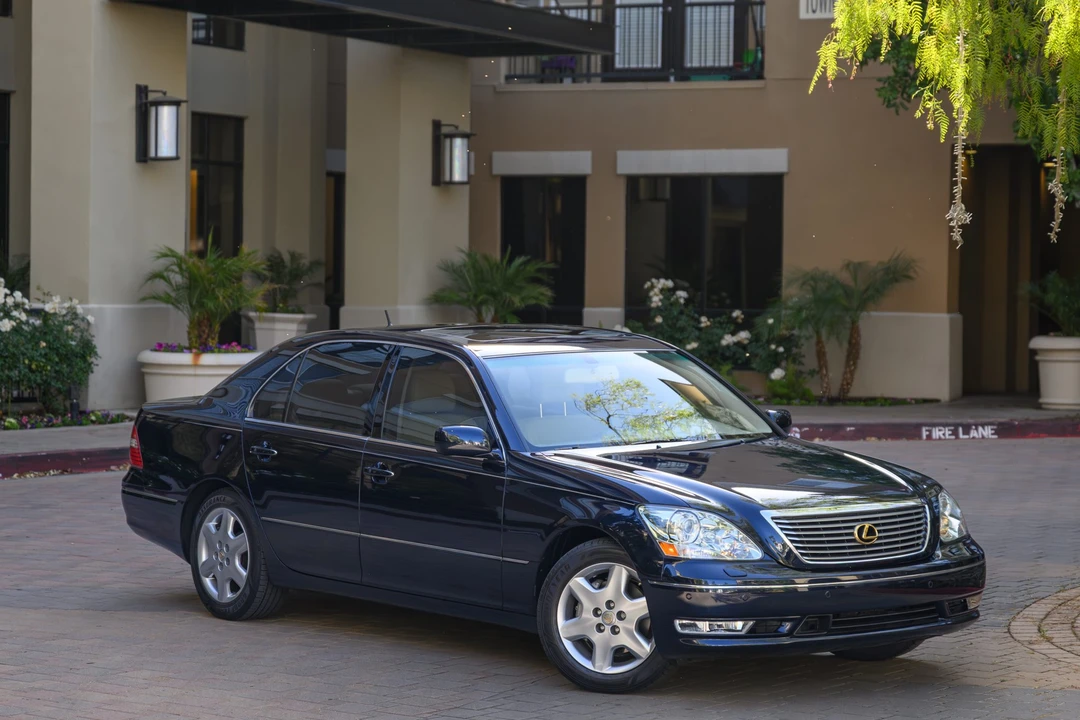2004 Lexus LS 3rd Gen - Image 8 of 31