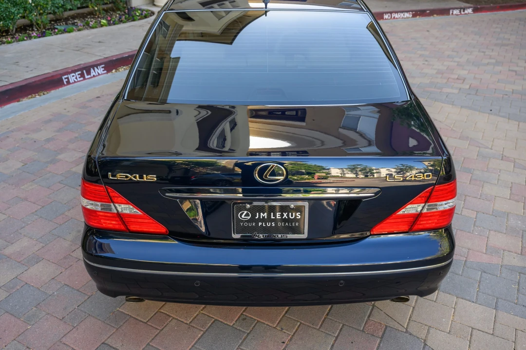 2004 Lexus LS 3rd Gen - Image 31 of 31