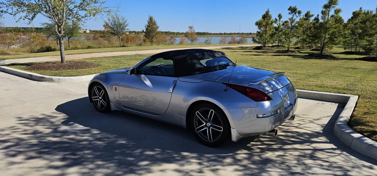 2004 Nissan 350Z 5th Gen - Image 24 of 31