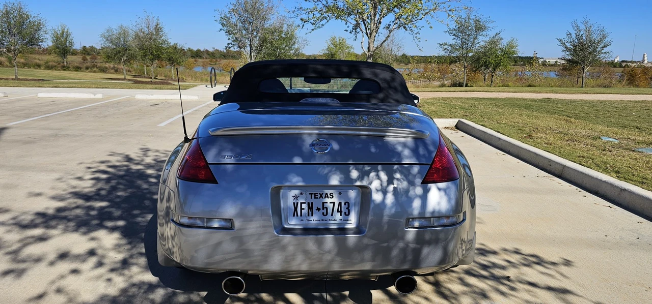 2004 Nissan 350Z 5th Gen - Image 25 of 31