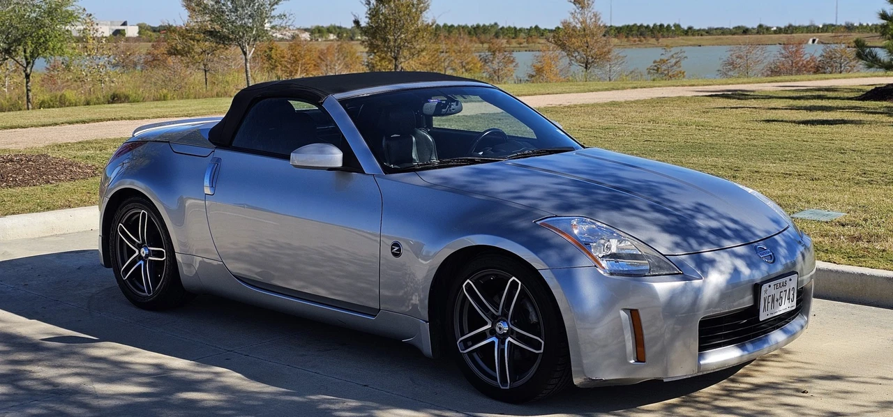 2004 Nissan 350Z 5th Gen - Image 21 of 31