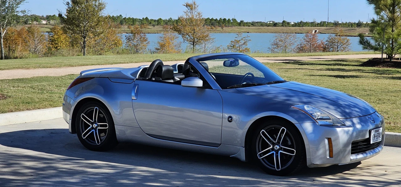 2004 Nissan 350Z 5th Gen - Image 2 of 31