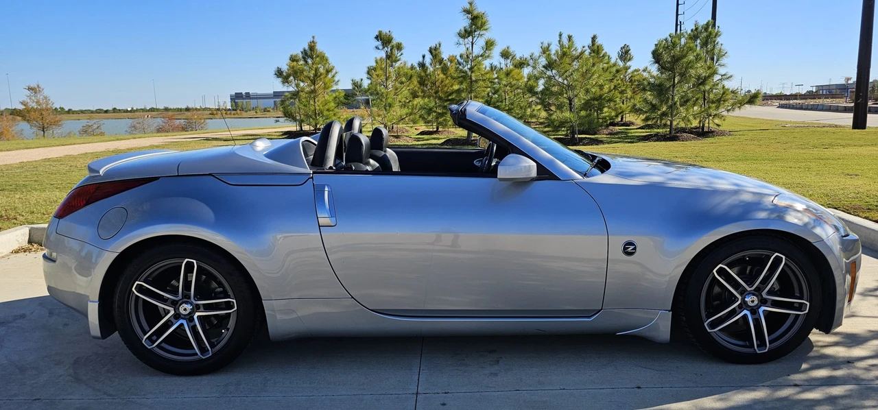 2004 Nissan 350Z 5th Gen - Image 9 of 31