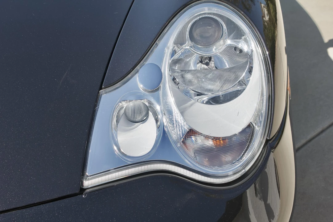 2004 Porsche 996 Turbo - Image 24 of 31