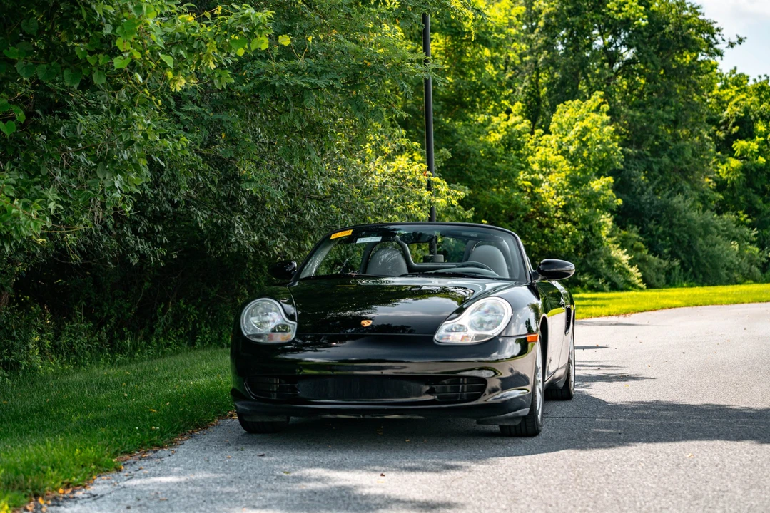 2004 Porsche 986 Boxster - Image 9 of 31
