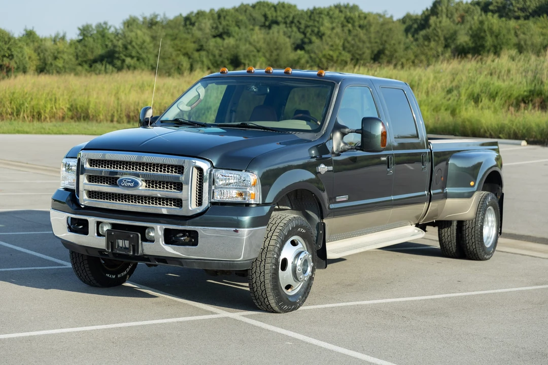 2005 Ford Super Duty 1st Gen - Image 11 of 31