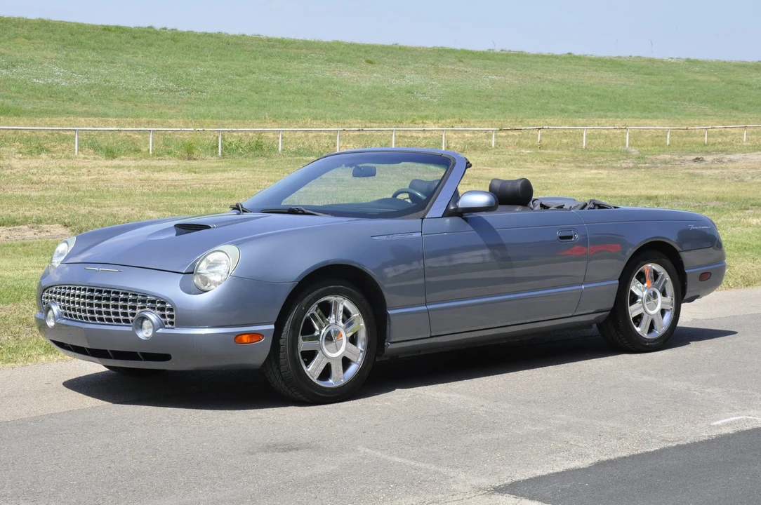 2005 Ford Thunderbird 11th Gen - Image 3 of 31