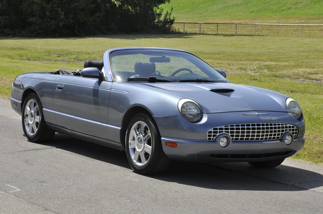 2005 Ford Thunderbird 11th Gen - Image 21 of 31