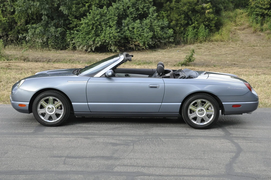 2005 Ford Thunderbird 11th Gen - Image 6 of 31
