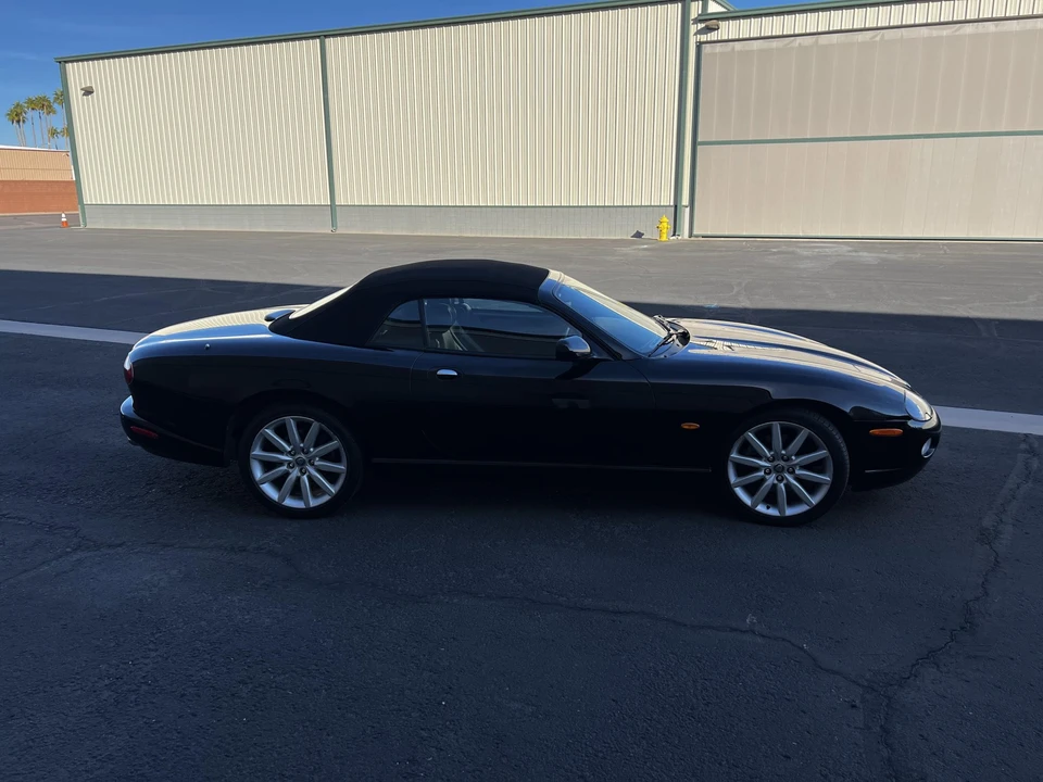 2005 Jaguar X100 XK8 - Image 10 of 31