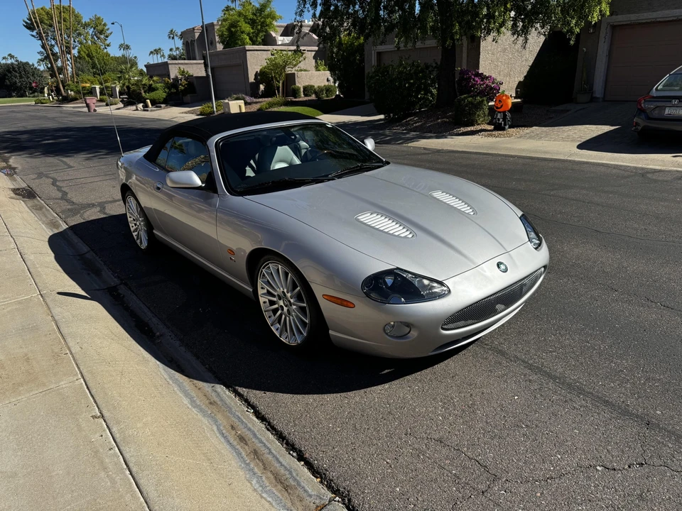 2005 Jaguar X100 XKR - Image 10 of 31