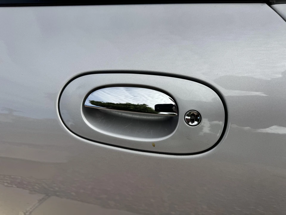 2005 Jaguar X100 XKR - Image 26 of 31