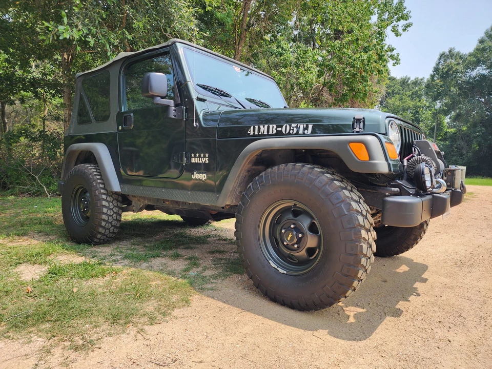 2005 Jeep TJ Wrangler - Image 28 of 31