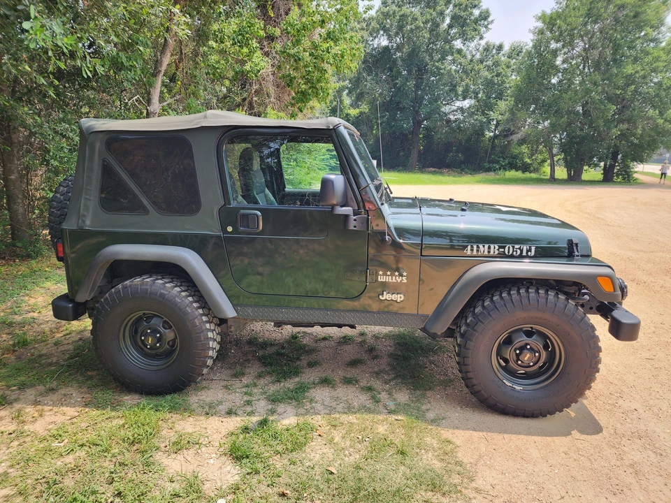 2005 Jeep TJ Wrangler - Image 27 of 31