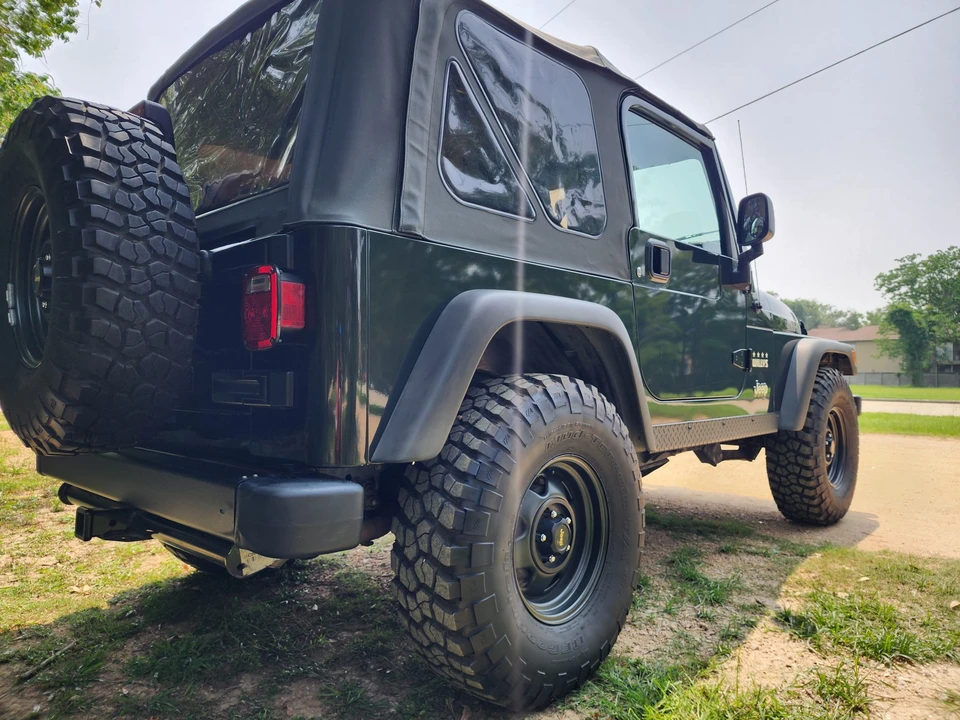 2005 Jeep TJ Wrangler - Image 24 of 31