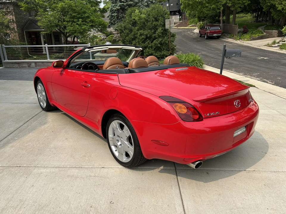 2005 Lexus SC430 - Image 11 of 31