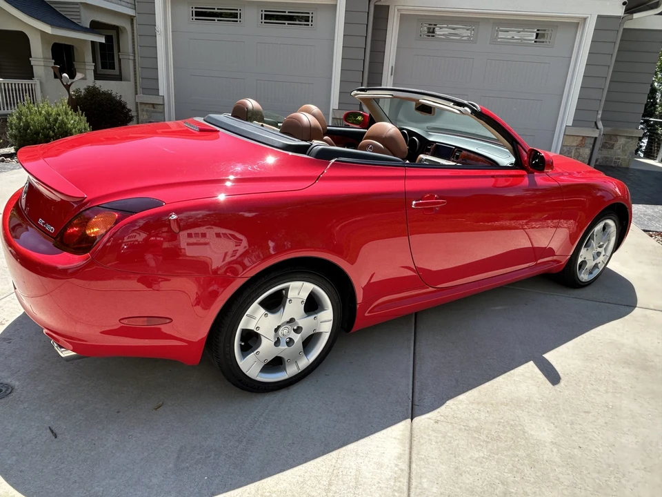 2005 Lexus SC430 - Image 8 of 31