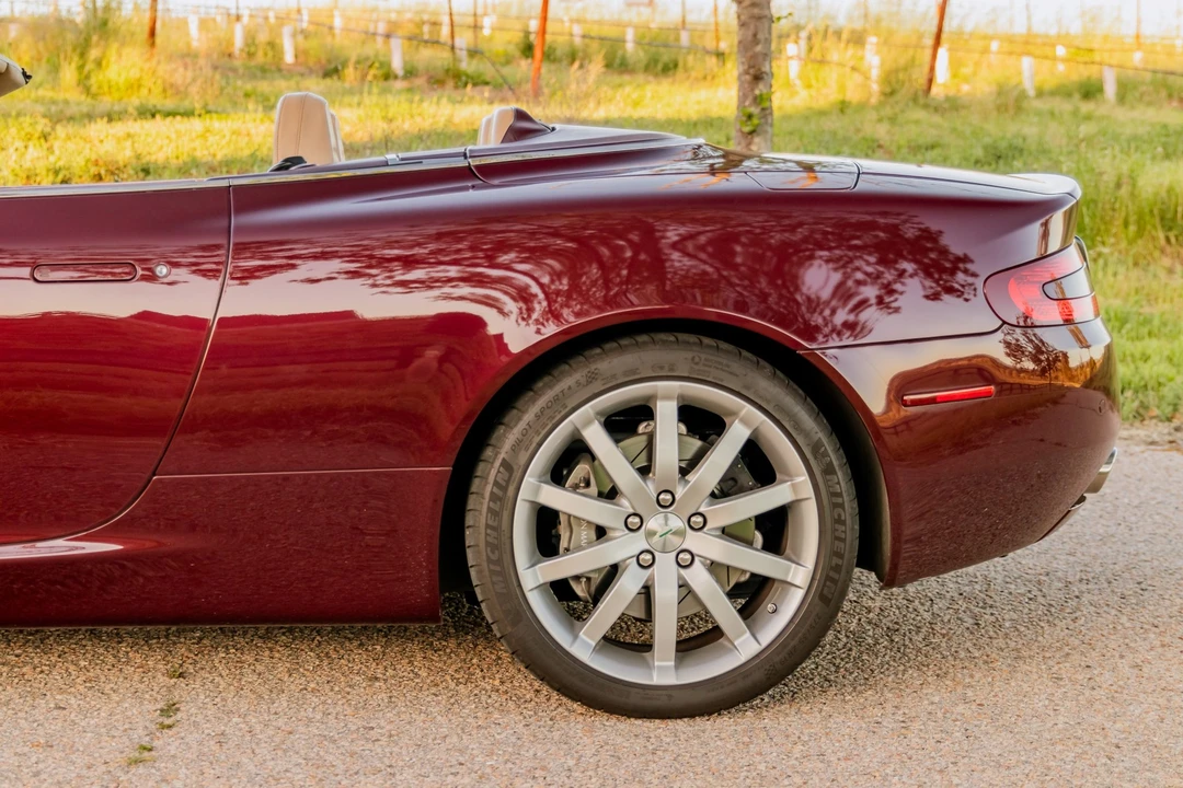 2006 Aston Martin DB9 - Image 21 of 31