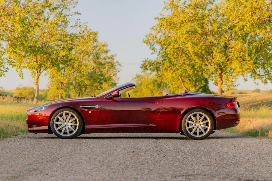 2006 Aston Martin DB9 - Image 17 of 31