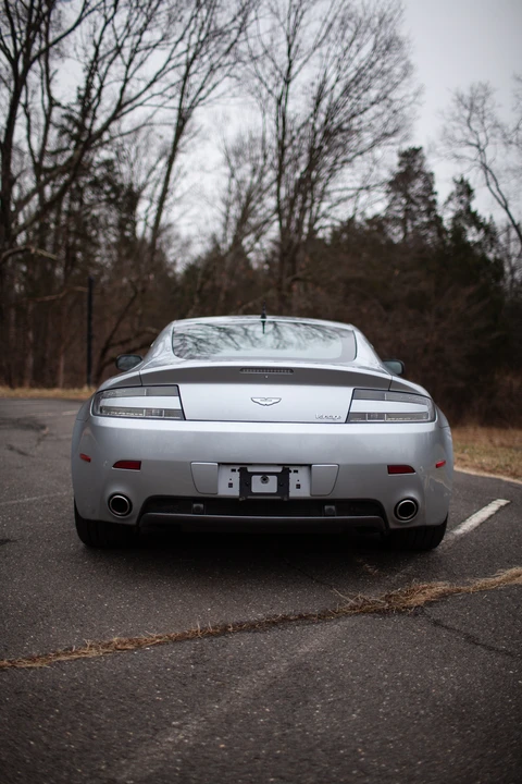 2006 Aston Martin V8 Vantage (2006-2017) - Image 10 of 31