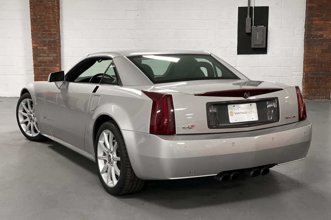 2006 Cadillac XLR-V - Image 4 of 31