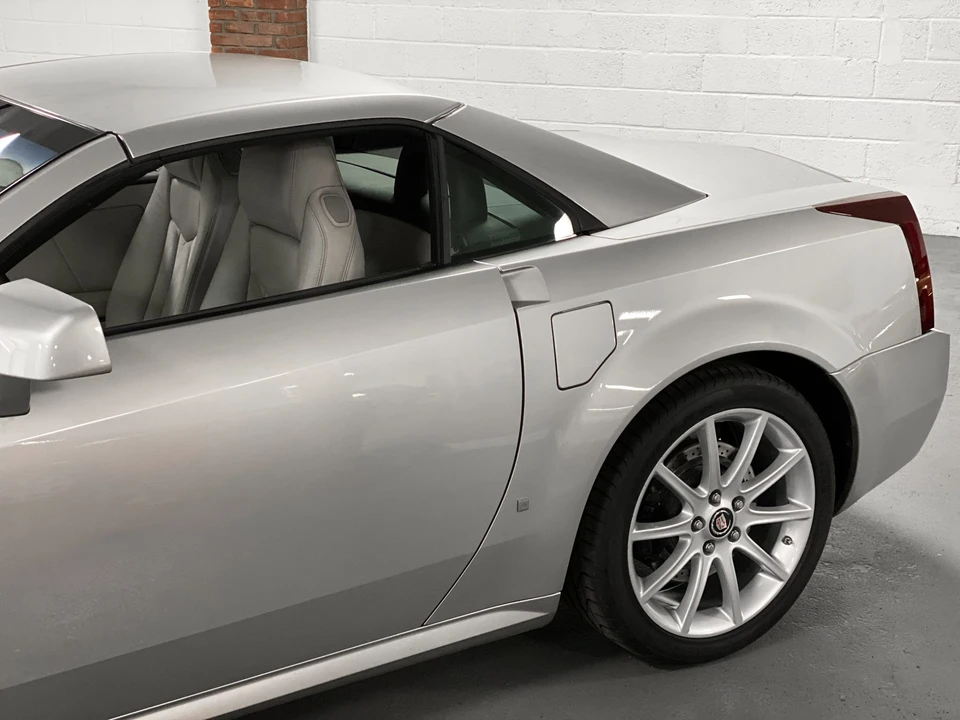 2006 Cadillac XLR-V - Image 31 of 31