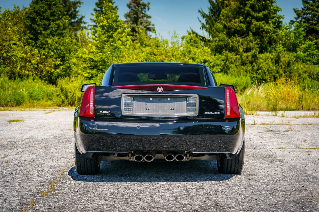 2006 Cadillac XLR-V - Image 8 of 31
