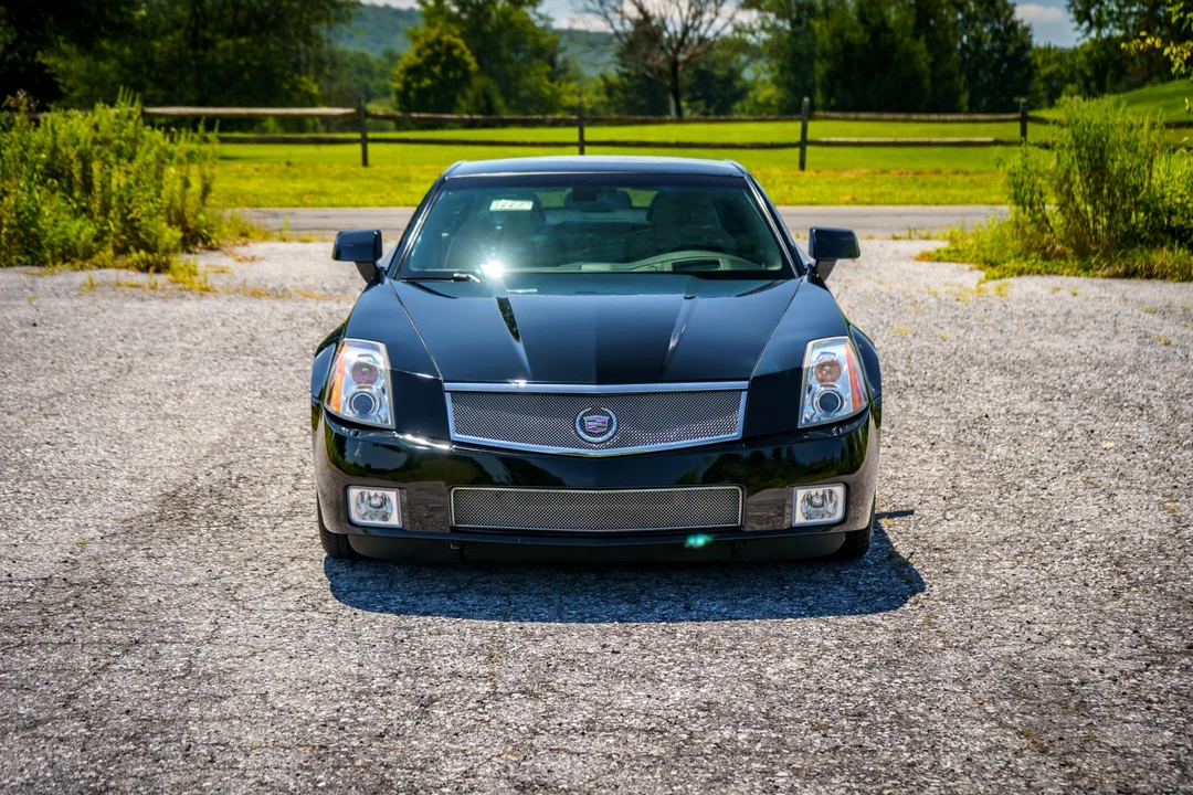 2006 Cadillac XLR-V - Image 17 of 31
