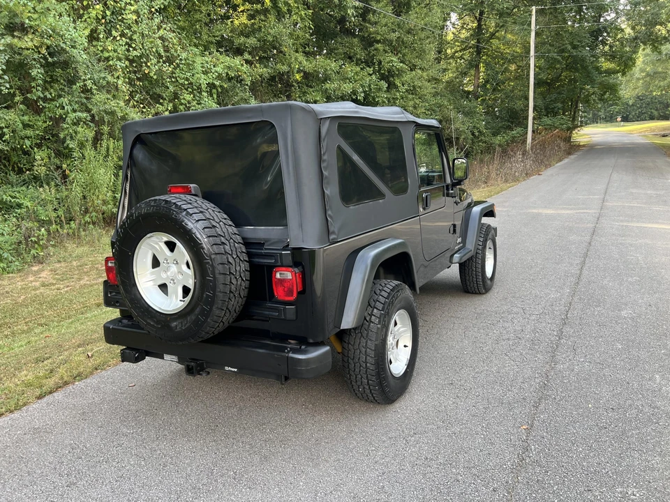 2006 Jeep TJ Wrangler - Image 27 of 31